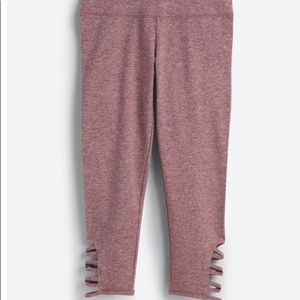 T4T “Monica” Criss Cross Crop Legging. S